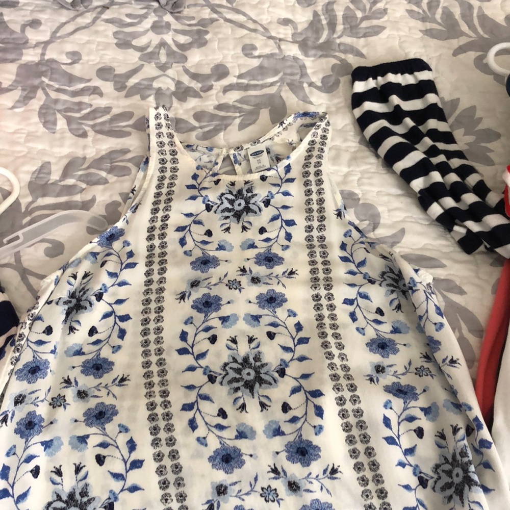 Old navy floral top